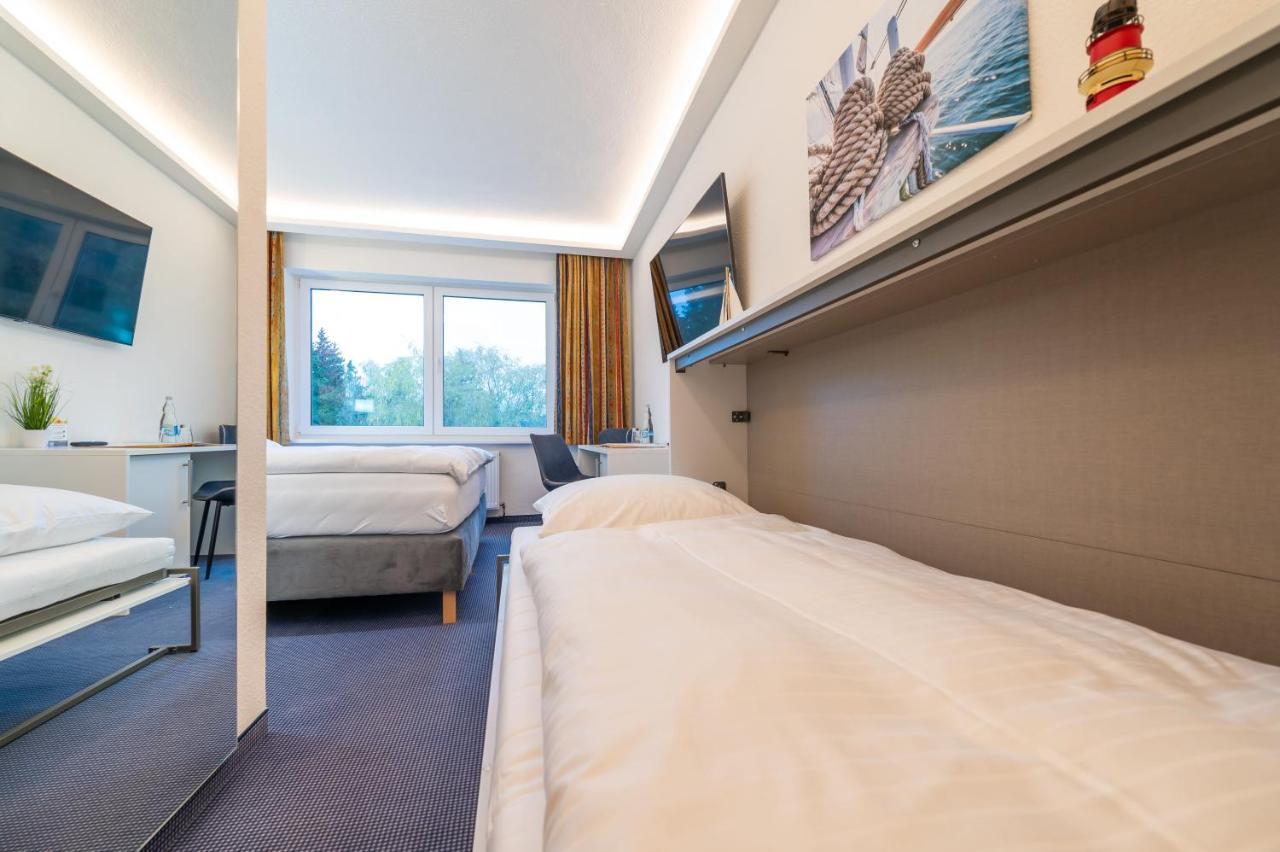 Hotel Mukran ساسنيتز المظهر الخارجي الصورة